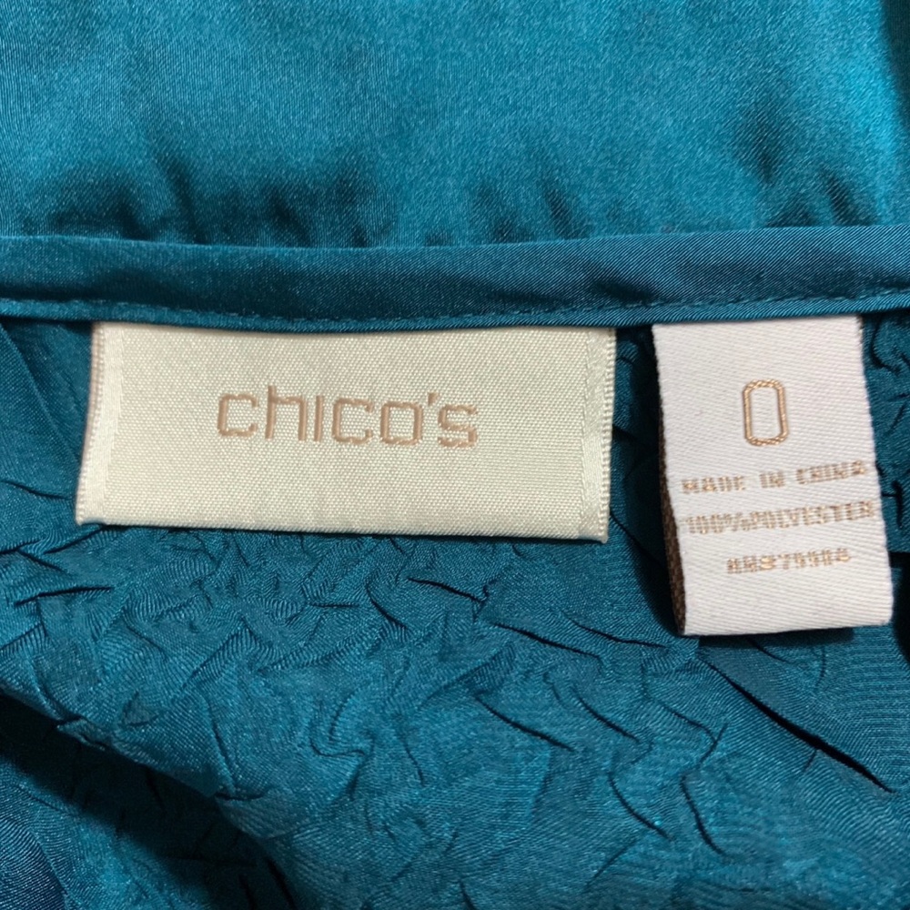 CHICOS Teal Textured Long Button Down Blouse - Picture 6 of 6